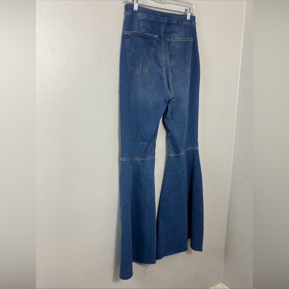 We The Free Penny Pull-On Flare Jeans Size 30 Made in Turkey - Picture 6 of 14